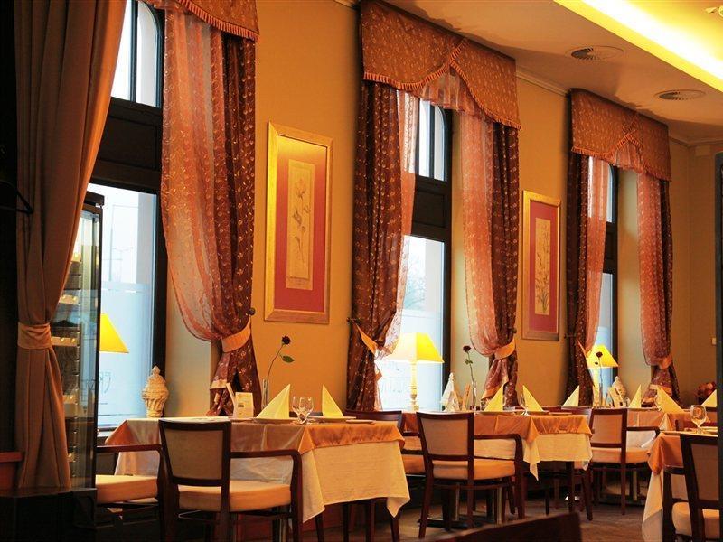 Hotel Erzsebet Kiralyne Szalloda 3*